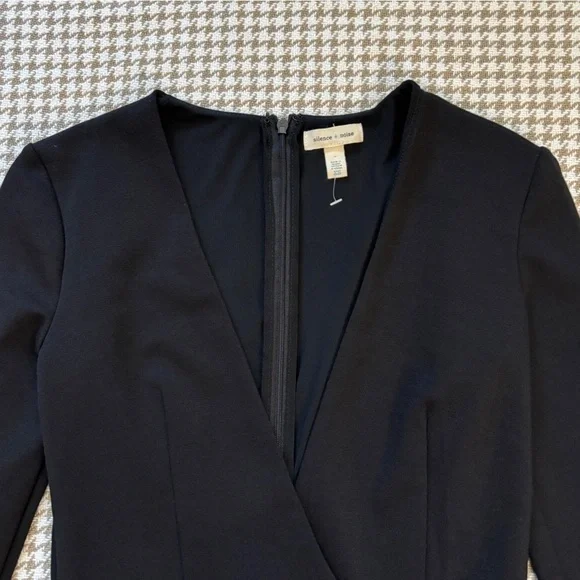 Urban Outfitters | Silence + Noise Deep V Romper - Picture 5 of 16